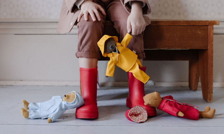 The Maileg Teddy family in rainwear