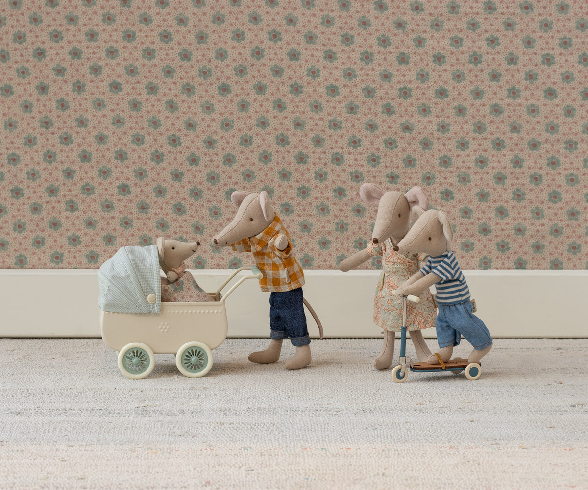 Mum and Dad Mice