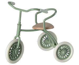 Abri a tricycle Mouse Green Maileg USA