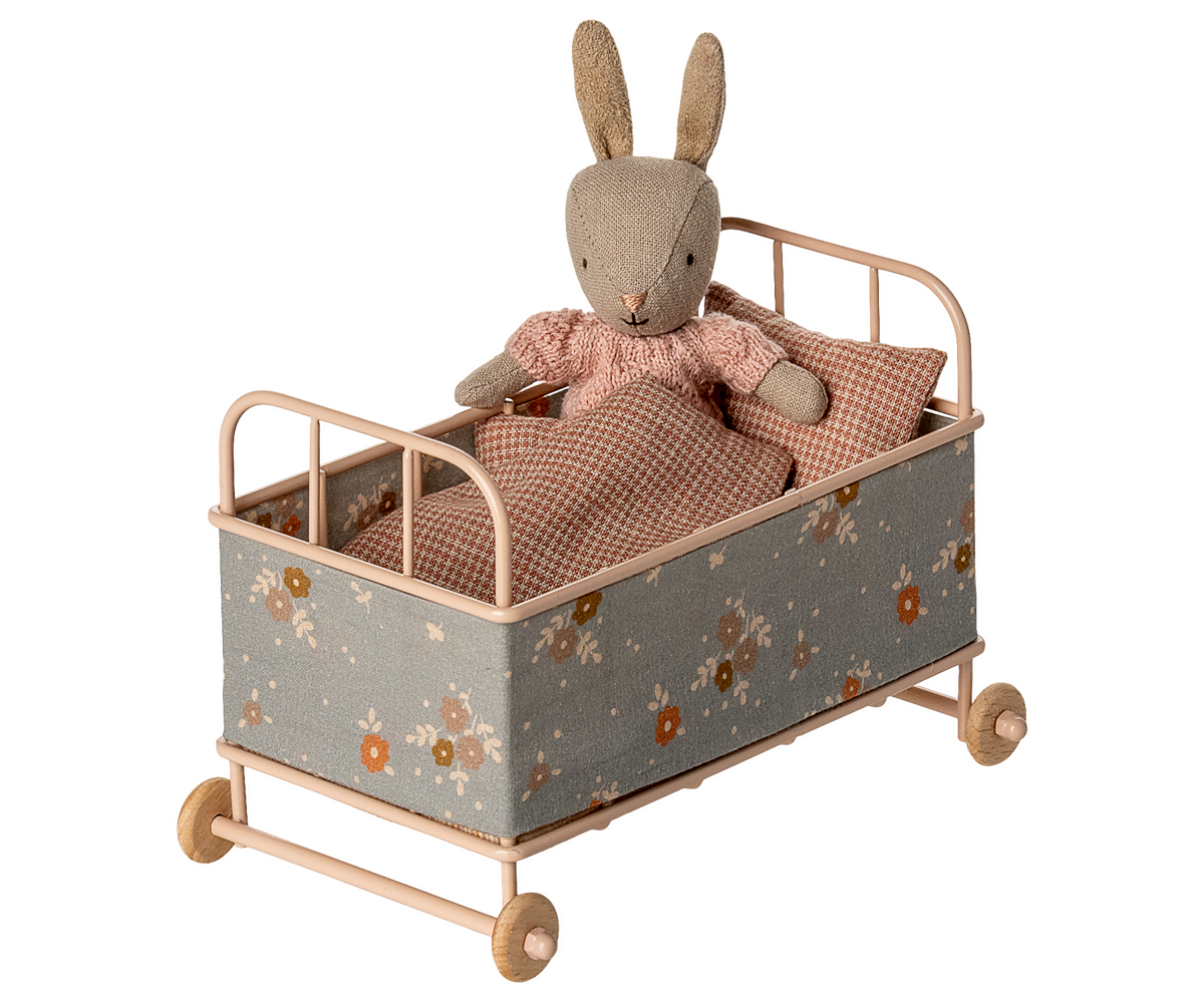 Micro Rabbit in Cot Bed, Powder