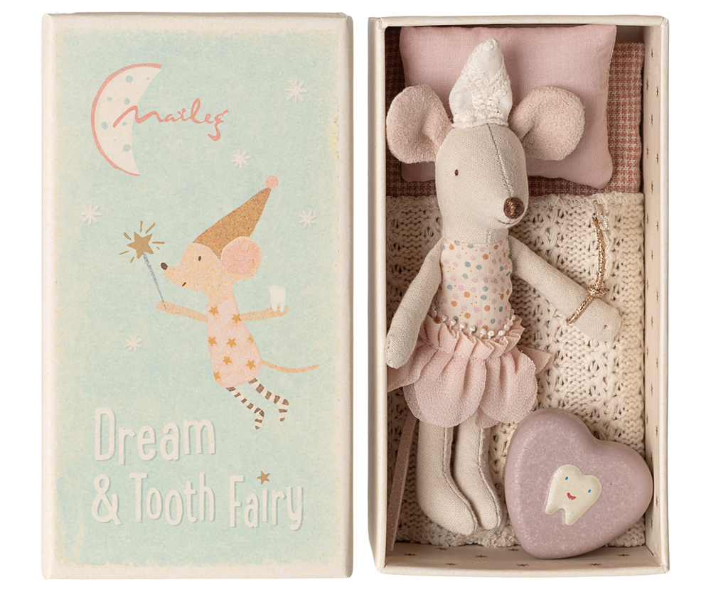 Mouse in a Box | Cozy Stories for Travel-Friendly Play | Maileg ...