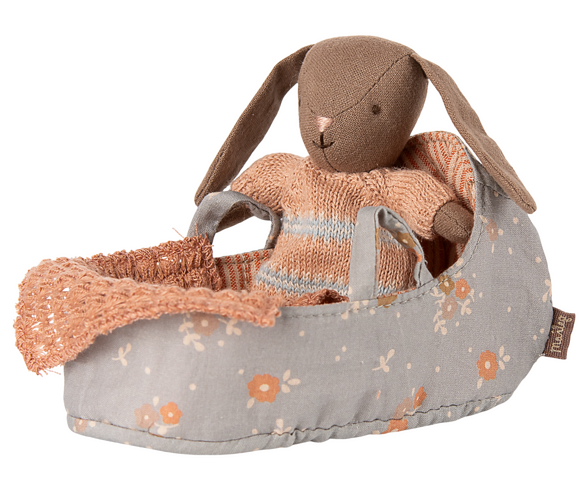 Micro Bunny in Carry Cot, Dusty Rose