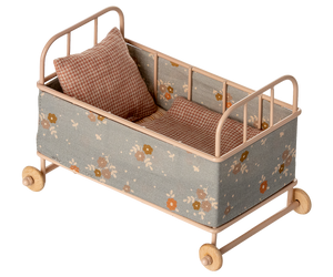 Micro Rabbit in Cot Bed, Powder
