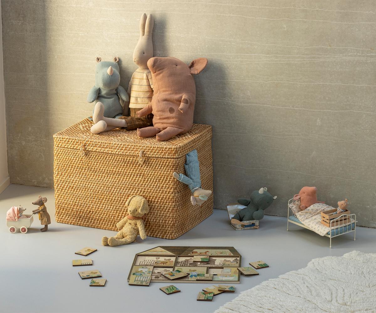 マテル　バービーハウス　デットストック　トランク型　未使用 Miniature Dollhouse Suitcase, Blue - Maileg - Maileg USA