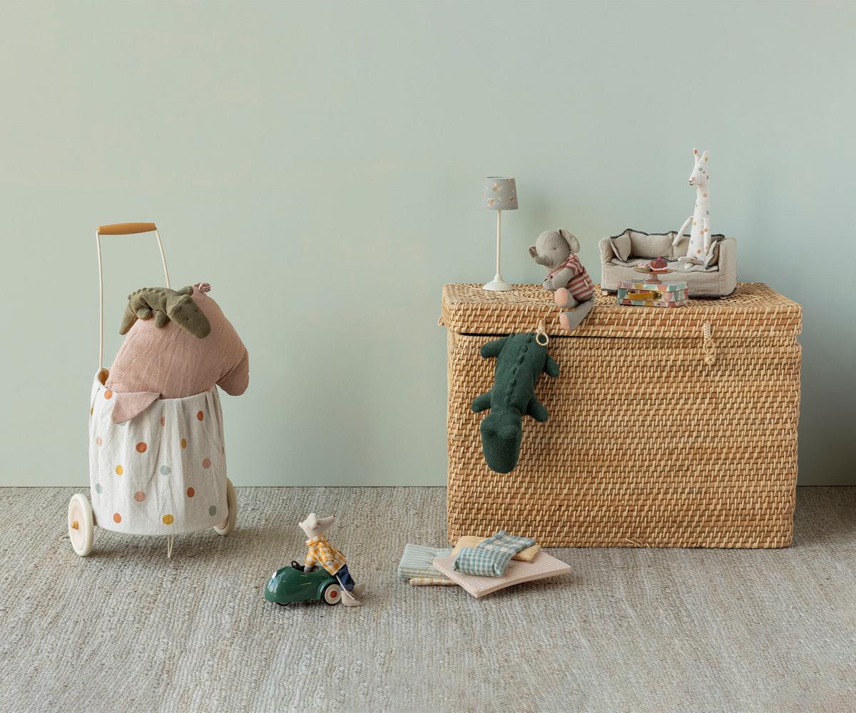 69553719