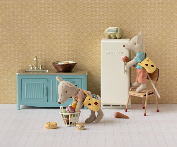 Kitchen, Mouse - Blue - Maileg USA