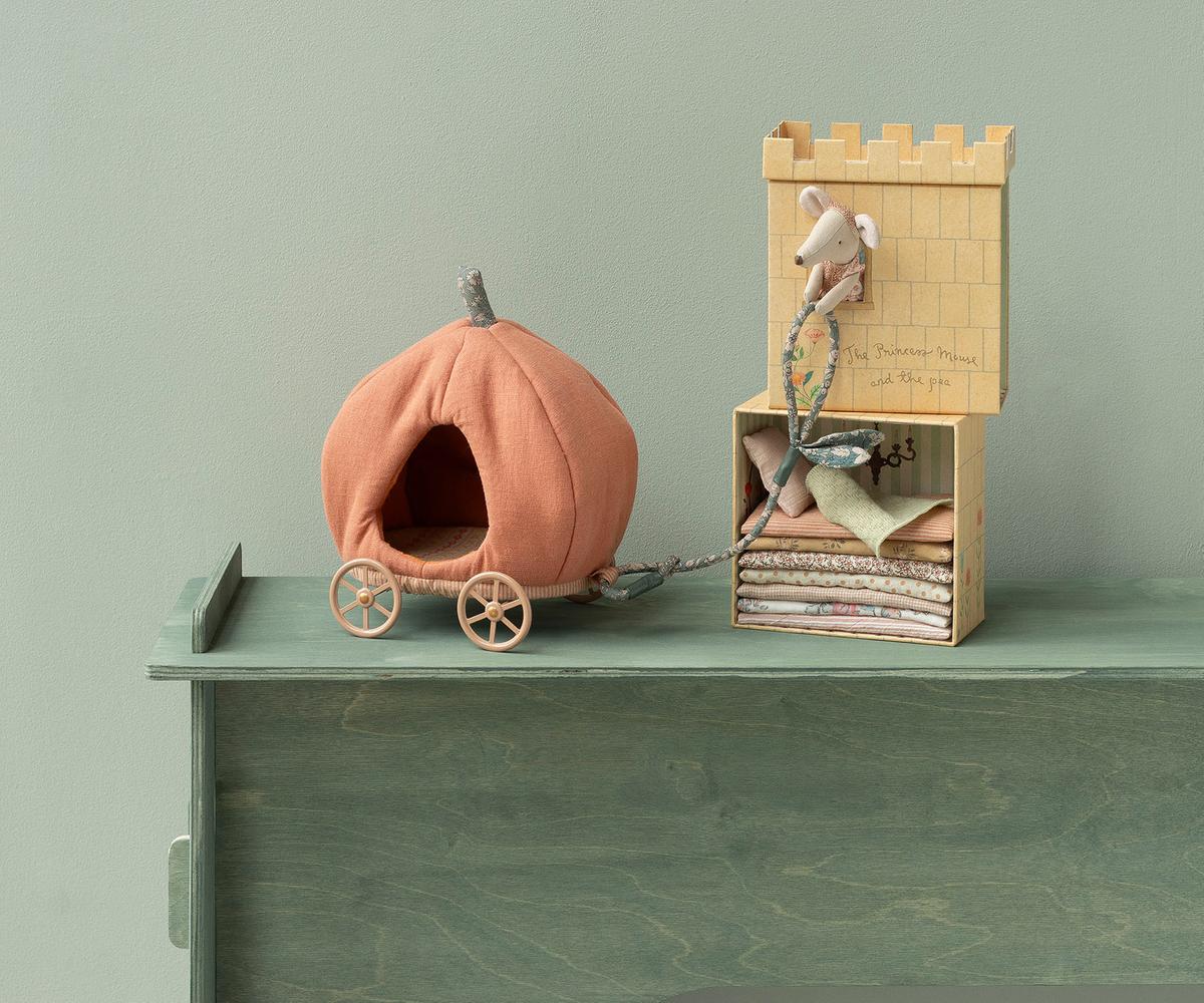 Pumpkin carriage, Mouse - Maileg USA
