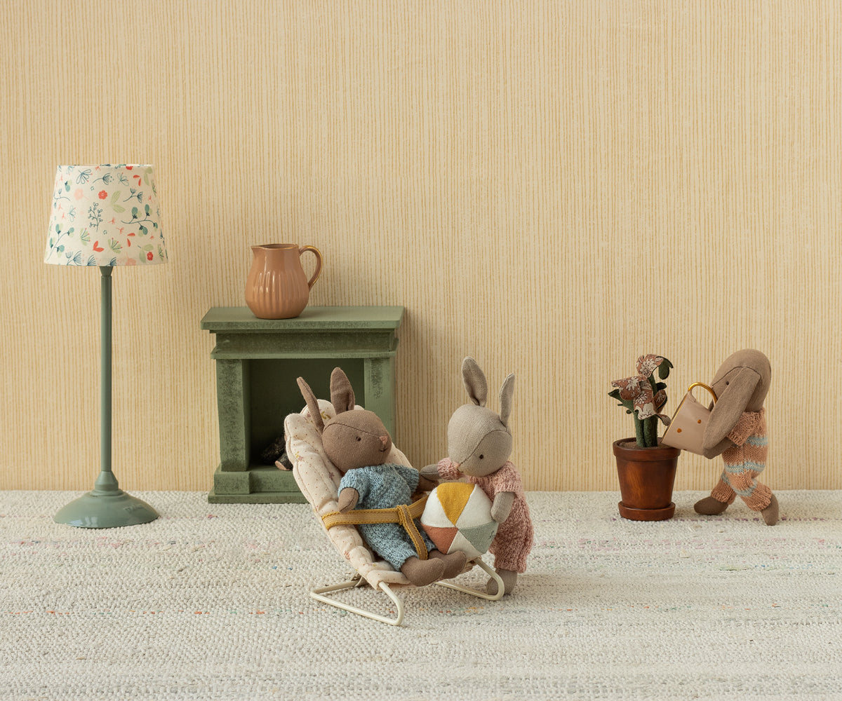 Maileg Rabbit set, Micro - Sand - Rose Maileg Rabbit set, Micro - Sand - Rose