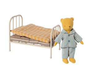 Bedtime for Teddy Junior
