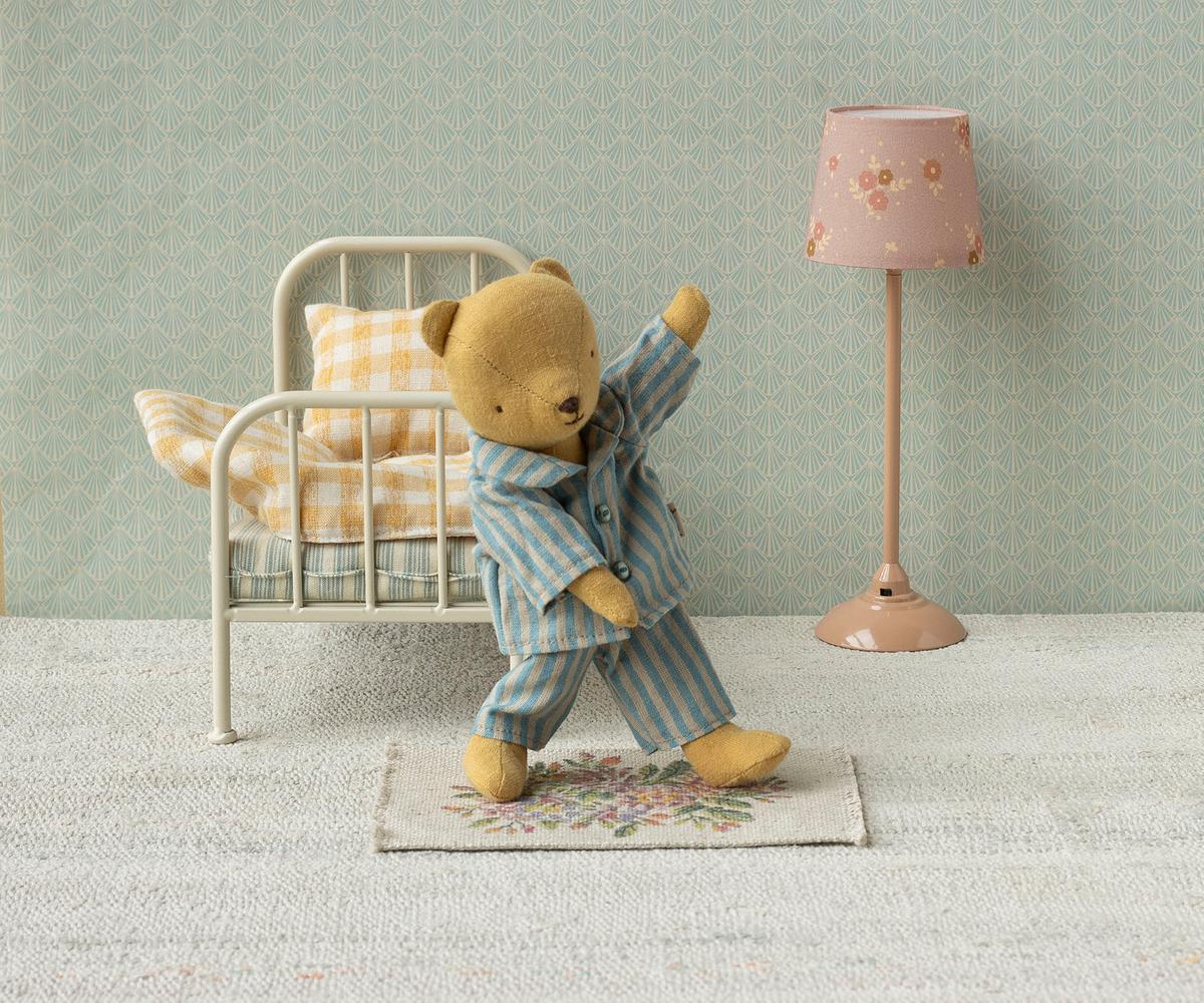 Bedtime for Teddy Junior