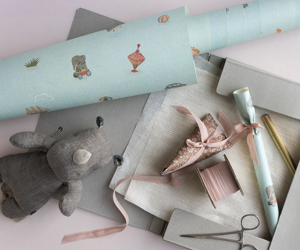 Gift Wrap, 10m Toys Maileg USA